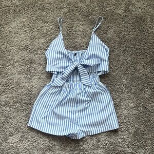 Zaful Tie Front Romper